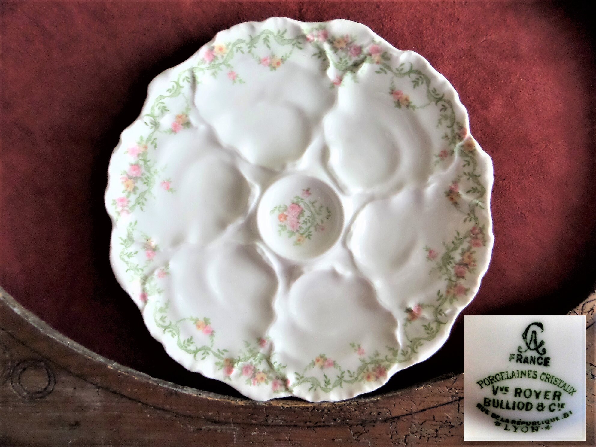 Assiette d'huîtres en Porcelaine Antique de Paris Bulliod& Cie 1900