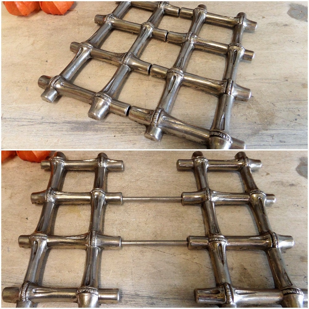 Français Vintage Silvered Metal Extensible Trivet -Faux Bamboo Style