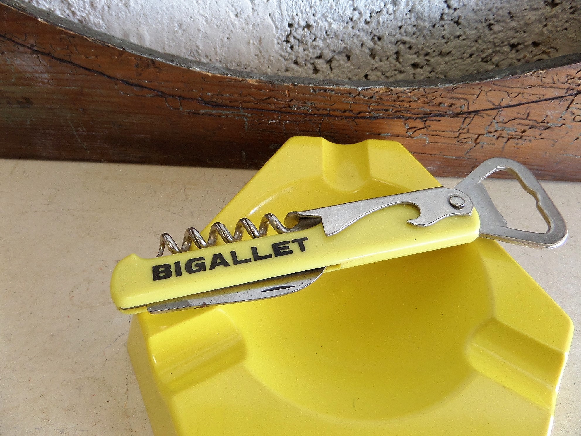 Français Vintage Collector Bigallet Opener