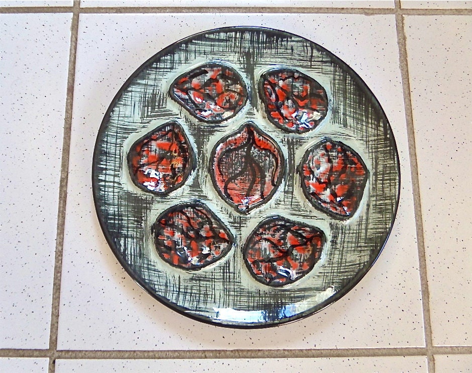 Assiette d'huîtres Français Millésimée Faïence de Pornic Payée à La Main 1960