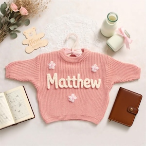 Personalisierter Baby-Pullover, Name Baby-Pullover-Pullover, Hand bestickter Pullover, Benutzerdefiniertes Andenken, Baby-Kleinkind-Pullover, Babygeschenk