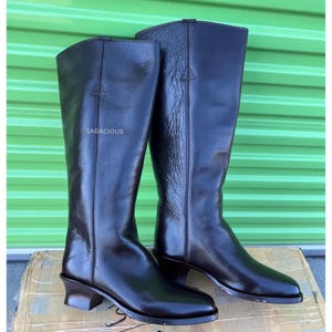 Handcrafted Leather Knee High Boots: Unisex Vintage Riding Style