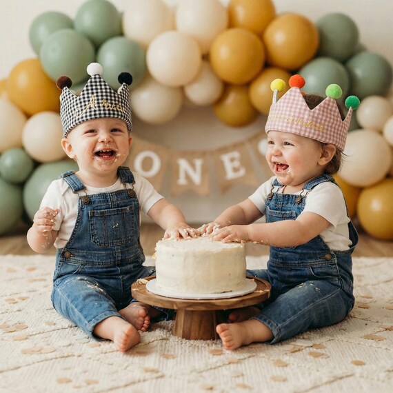 Personalized Birthday Crown Custom Name Hat, Hand Embroidered First Birthday Outfit for Boy Girl, Cake Smash Photo Prop, Mom's Keepsake Gift