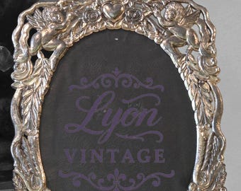 Vintage Ornate Cherub Picture Frame – Crowned Heart & Roses, Silver Tone Oval Photo Frame (1990s–2000s)