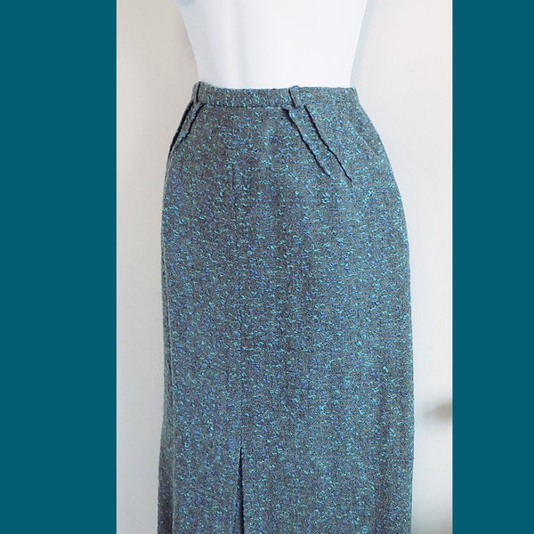 1950s  SPORTTEMPOS Grey, blue, Aqua slubby Wiggle Skirt / 2 scalloped pockets / partially lined /Front kick pleat / Rockabilly / turquoise /