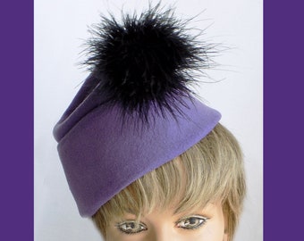 1940s-1960s Art Deco Purple Felt hat with fancy Black feather / turban / Fez / excellent condition / clean /