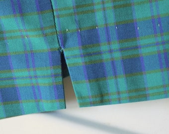 1950s-60s Green and Blue Plaid Pedal-Pushers / Clam Diggers / MCM / Atomic / Rockabilly / RnR / metal side zipper  / Capri pants