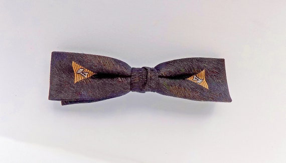 1950s Atomic skinny bow tie with embroidery, and … - image 1