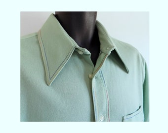 RARE 1970s polyester shirt by Clay POOLE, the Hecht Co., light green with rainbow stitching, no snags or stains, XL, 17.5" Dagger Collar