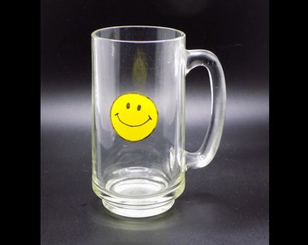 1973 "CLASS OF 1973" Happy Face Beer Mug / faded lettering / 5.5" tall / rare / heavy / sturdy beer stein