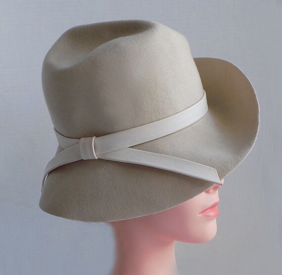 1960s Fay Dunaway Floppy hat / Womans fedora, Saf… - image 5