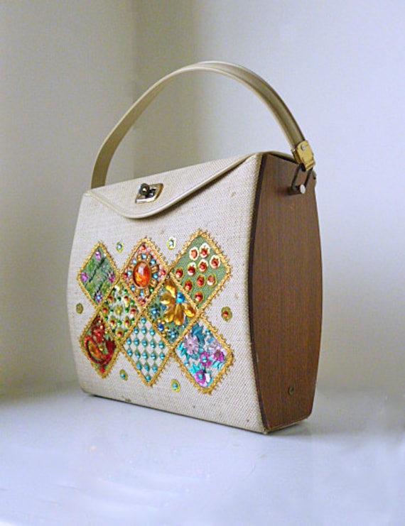 1960s  Beaded Applique Purse with wood sides / vi… - image 3