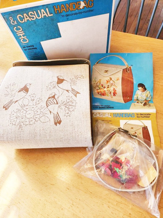 1960s Beaded Applique Purse with wood sides / vintag… Gem