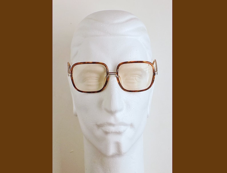 1960s-70s Montures en plastique japonais de forme carrée avec lentilles de prescription qui peuvent être enlevées / style écaille de tortue brune / lunettes image 3