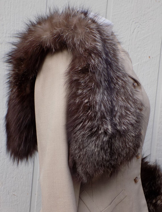 Large 1940s Brown Fox Muff and matching Collar -P… - image 9