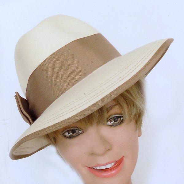 1940 headpiece