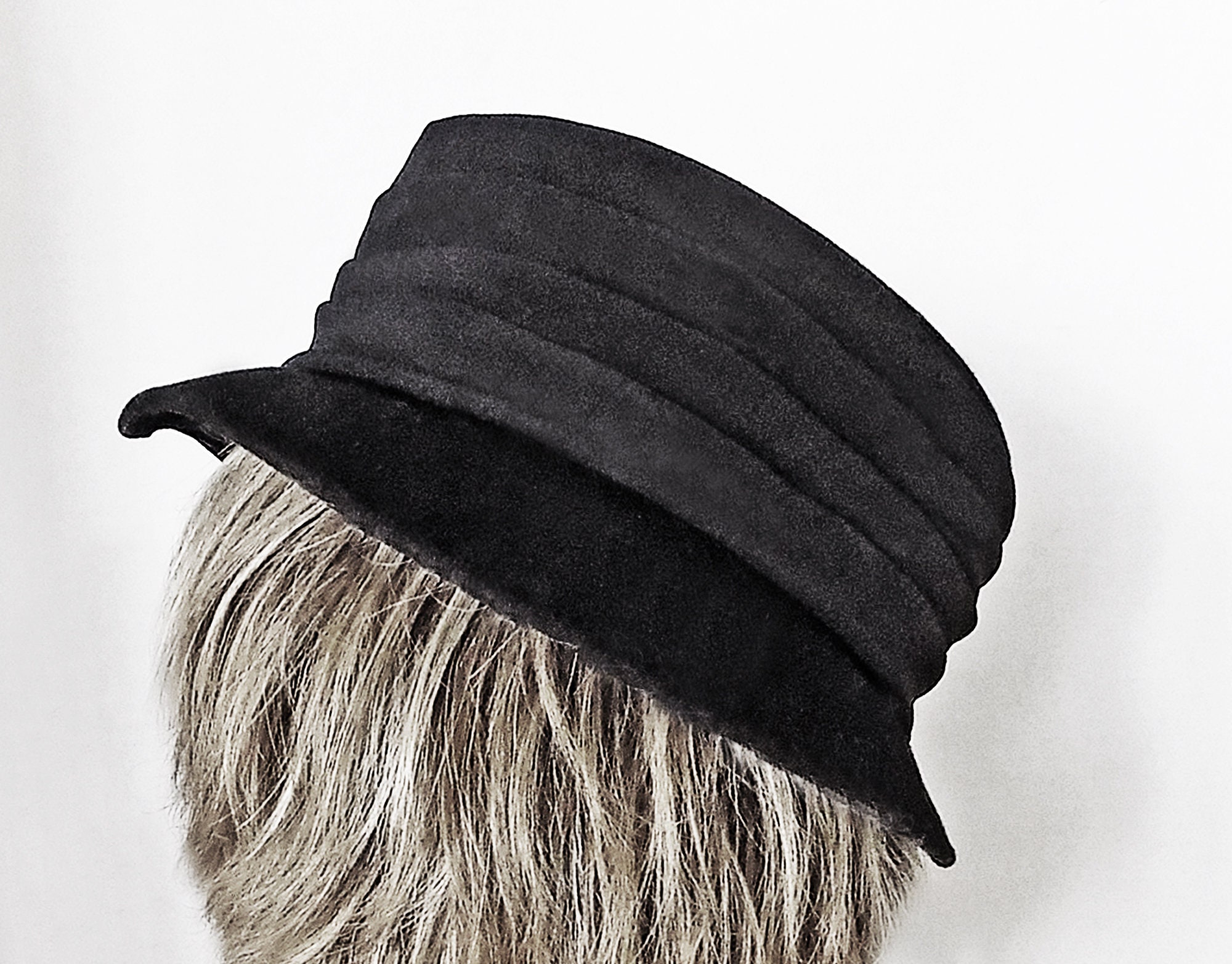 Slouch Band 1930s-50s Slouch Hat / Wool / Elastic Band / Size 22 / With Black Glass ...