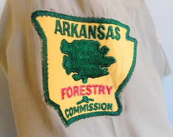 1960-70-talet Arkansas Forestry brun arbetsskjorta / M / korta ärmar / två bröstfickor / avsmalnande / Five Star / uniform / underhåll / besättning