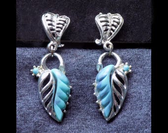 1940s-50s Aqua and silver tone screw back earrings / Carmen Miranda / Tropical leaf design / unsigned