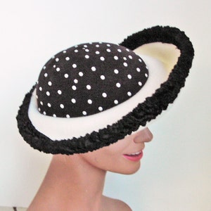 1950's Winter Atomic Canopy / Platter Black and White Wool Hat image 1