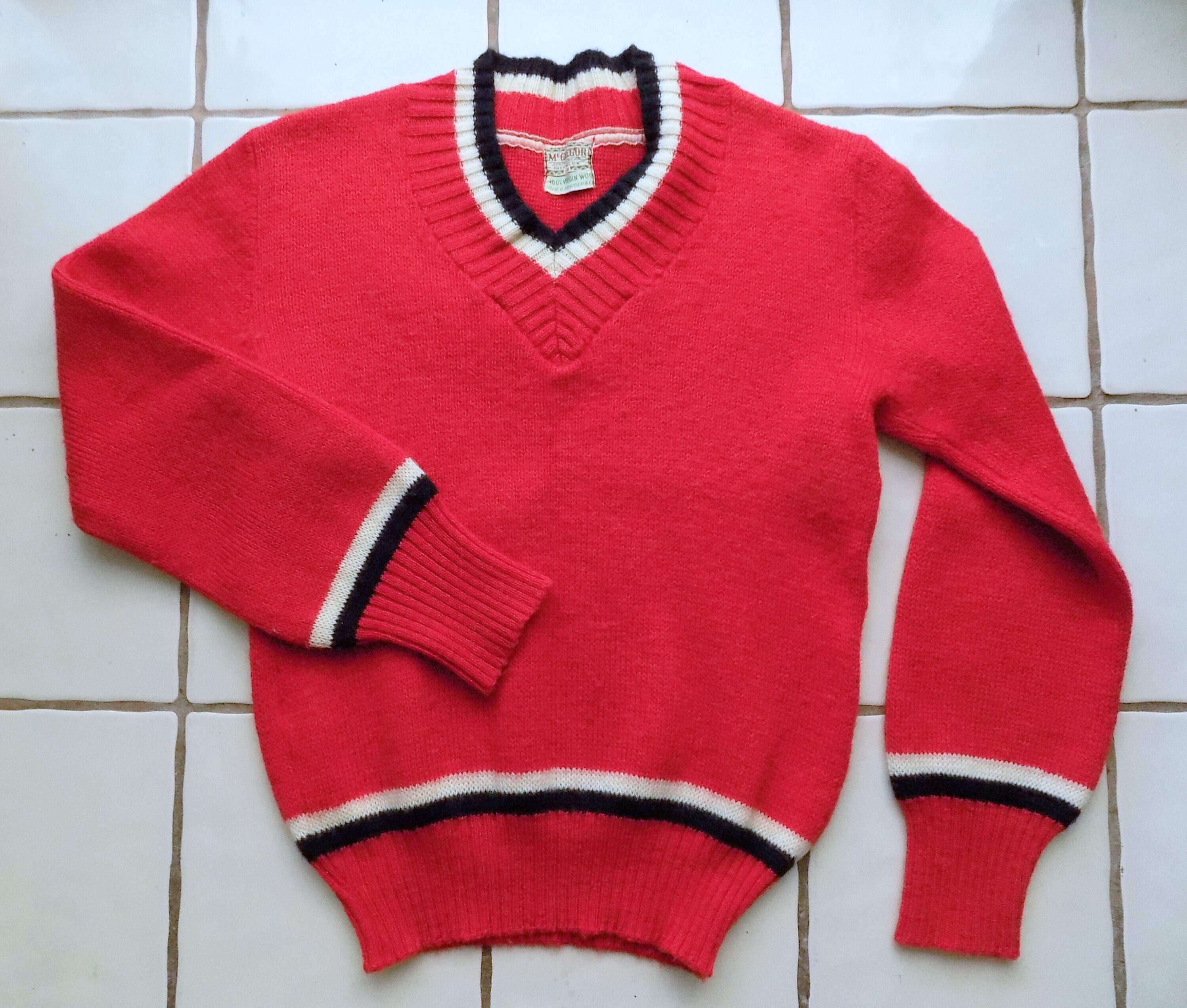 1950s Mcgregor Red Wool Winter Sweater / Pullover / Unisex / 36 