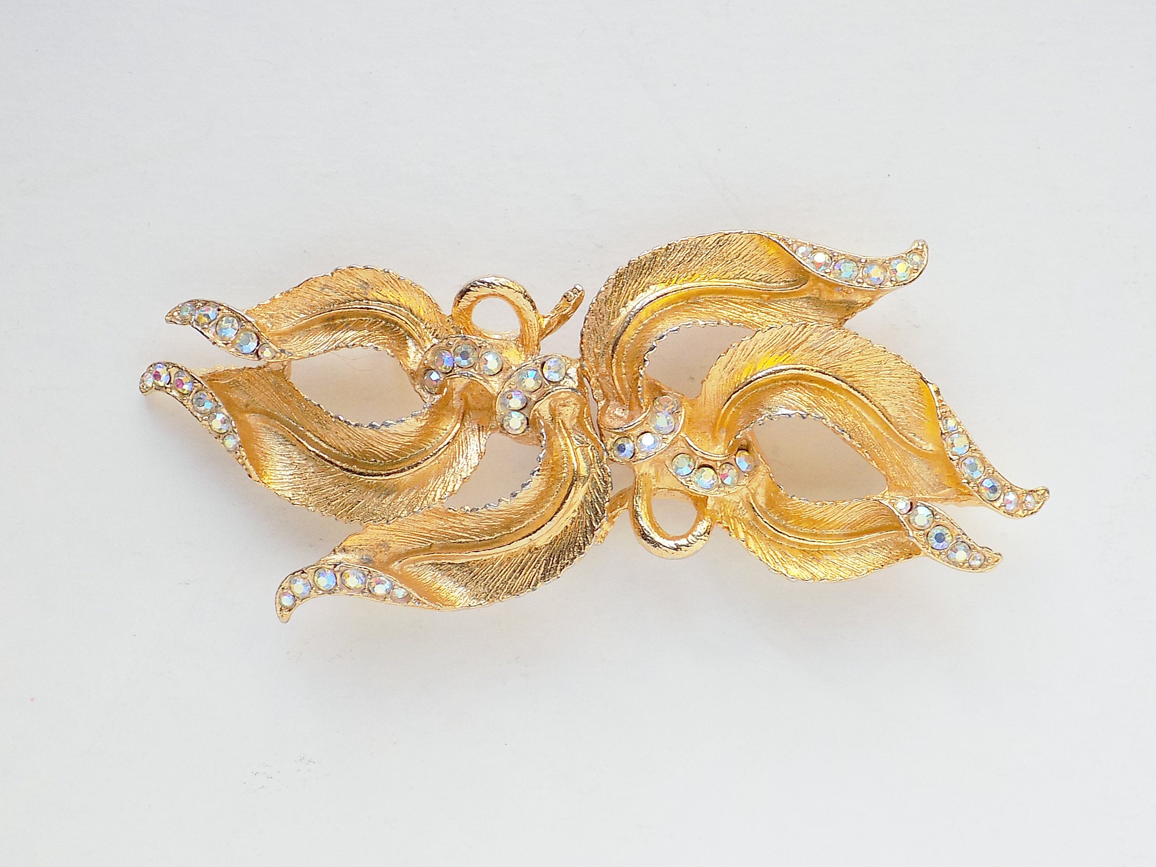 1950s-60s GLAM Belt Buckle / Aura Borealis Rhinestones  display picture 1