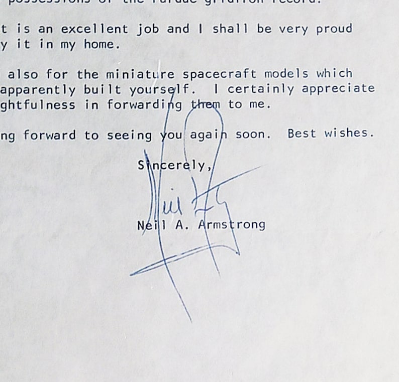 1970 Neil Armstrong Firma en membrete de la NASA / Condición de menta / tinta azul / celebridad / Astronauta / efímera / recuerdos imagen 1