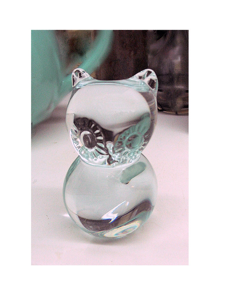 1960s Blown Glass Baby Owl, paperweight, decorative, bird, owlet, d&eacute;cor, baby animal