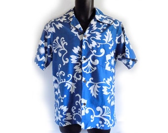 1960s - 70s Holiday Sportswear Hawaiian Shirt / Tiki / Waikikian Hotel / Honolulu / Blue and white / flowers