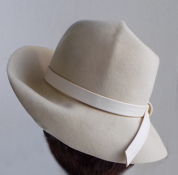 1960s Fay Dunaway Floppy hat / Womans fedora, Saf… - image 4