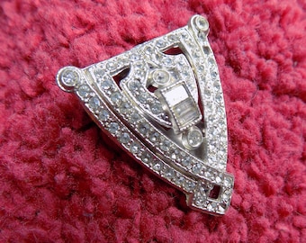 1920s-40s Art Deco REINAD pot metal and rhinestone dress clip / missing stones (4)