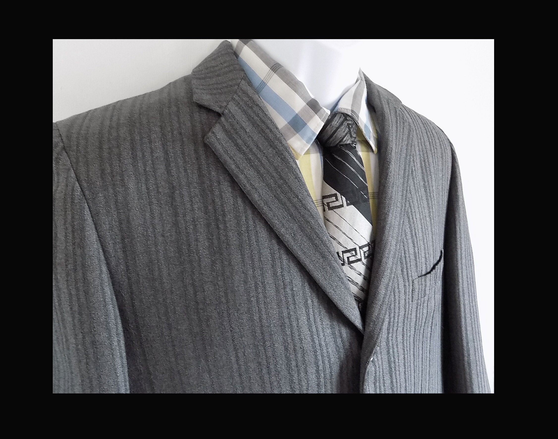 Década de 1940-50 Traje de lana gris a rayas RICHFIELD