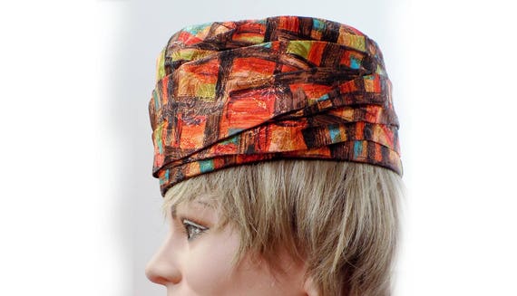 1960s Pill Box Hat / Turban style Art-fabric hat