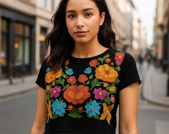 Huipil inspiriertes Blumen-T-Shirt - mexikanische Volkskunst-T-Shirt