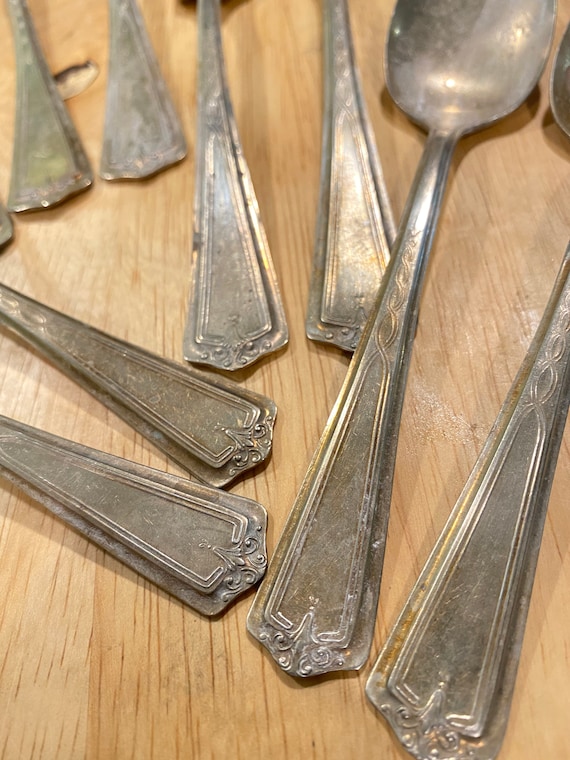 Federal Solid Nickel OHS150 | ONEIDA | Nickel | Vintage Plate