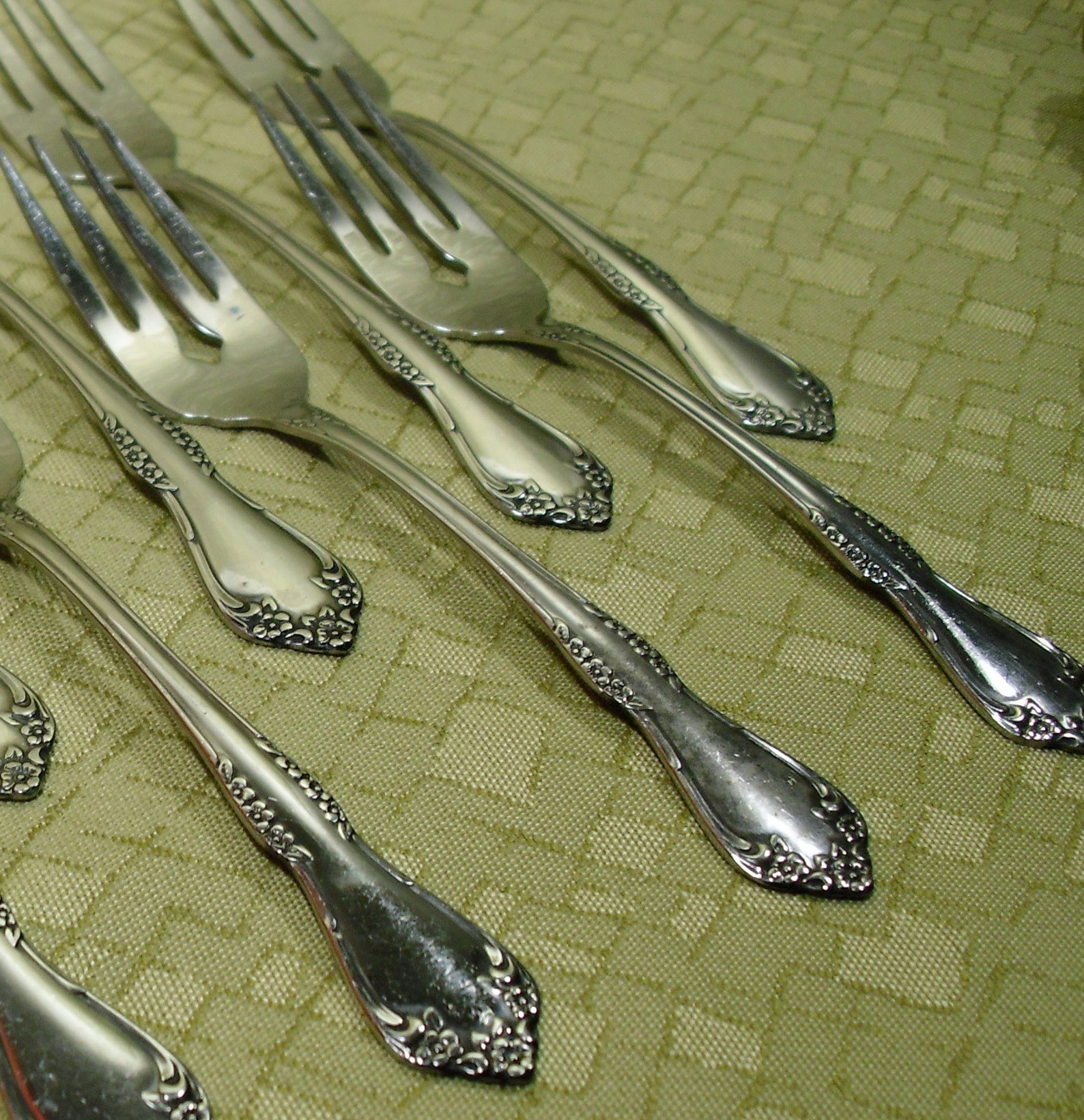 Oneida / Wm A Rogers stainless flatware in Mansfield pattern Etsy