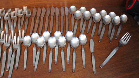 Vintage NORITAKE Fantasy | Silverware Japan 18-8 | Vintage