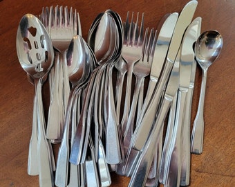 Vintage flatware | Select | stainless steel | fiddle handle | fork | knife | spoon | high quality | silverware | tablesetting | replacements