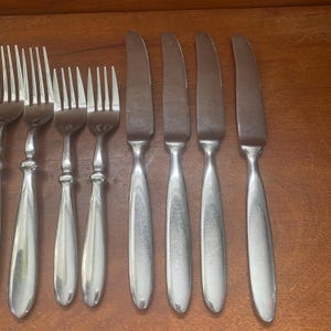 TOWNHOME Vintage Flatware CAMBRIDGE stainless steel set silverware old replacement