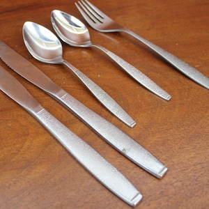 MONTINO INDIO Rogers 1881 Oneida Vintage Stainless Flatware Stainless steel Mid Century Modern replacement  retired fork spoon knife BIN 28