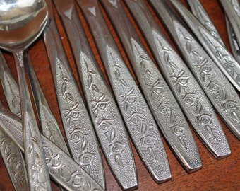Customcraft vintage | Flatware -CUS1 | Roses on Handle | Mid Century Modern | Silverware set | vintage flatware | retro flatware
