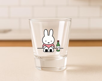 Kaninshotglas - 1,5 oz souvenir, risbollar och soju, present till sojuälskare