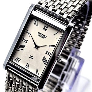 SEIKO シャリオ スクエア シルバー文字盤 80's ヴィンテージ タンク SEIKO シャリオ スクエア シルバー文字盤 70's ヴィンテージ