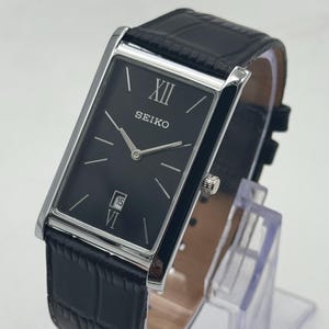 Vintage Seiko Tank Watch: Slim Rectangle Design, Leather Band