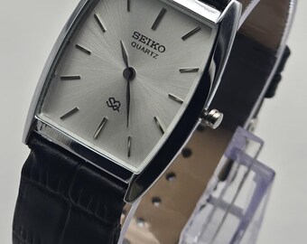 Vintage Seiko Quartz 7N83-0041 Two-tone Day-date Women display picture 3