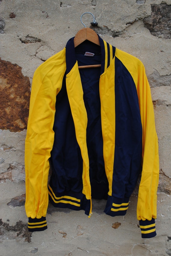 1980s Vintage Athletic Blue and Yellow Knit Warm U