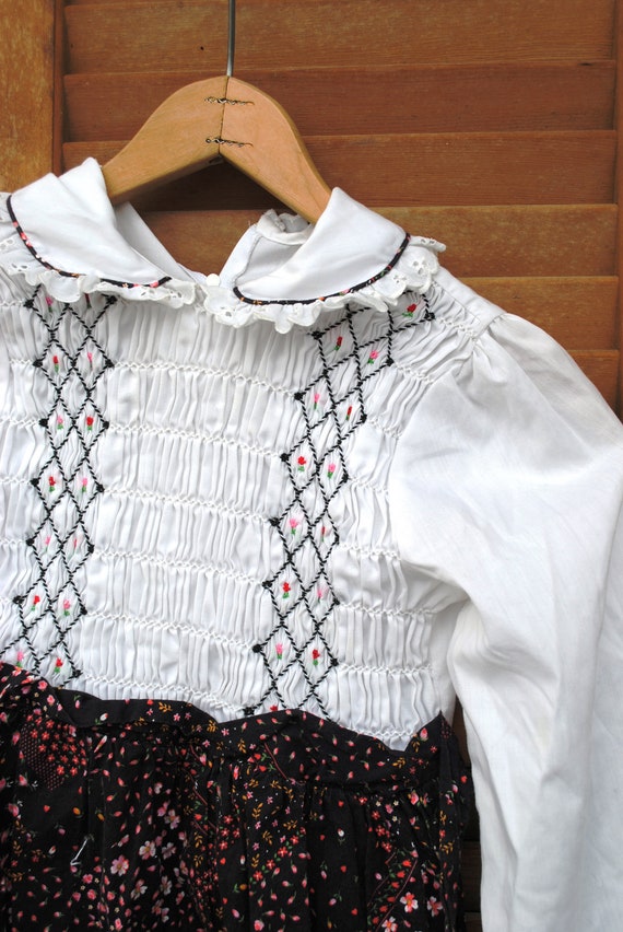 Sweet Girls Smocked Vintage Boho Prairie Dress