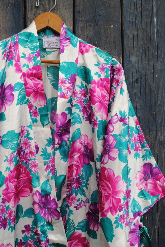 California Dreamin' Vintage Satin Robe Kimono - image 1