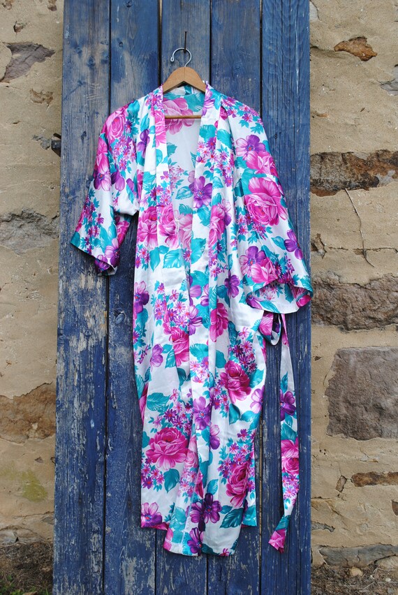 California Dreamin' Vintage Satin Robe Kimono - image 2