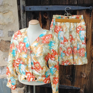 Flower Power Vintage Shorts and Jacket linen Set 90s  Separates